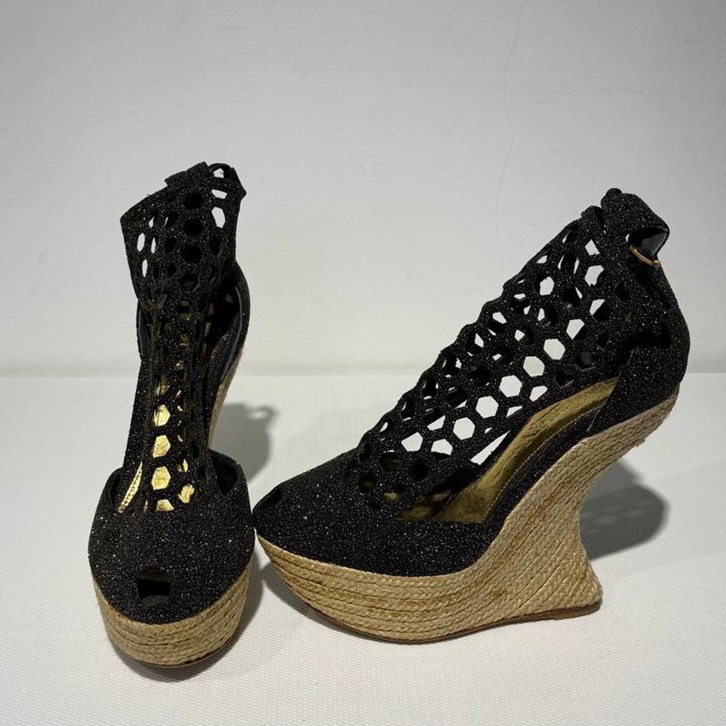 Босоножки Alexander McQueen Pelle S. Cuoio Laser