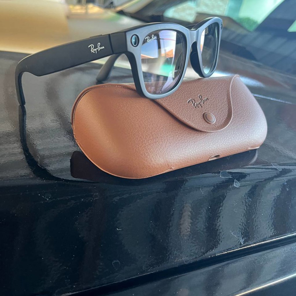 Ray-Ban Meta Smart Glasses