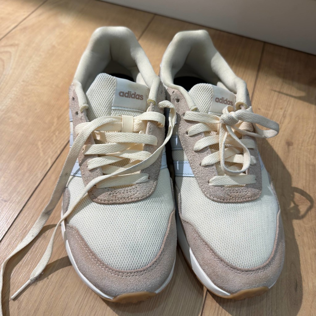 Кроссовки adidas