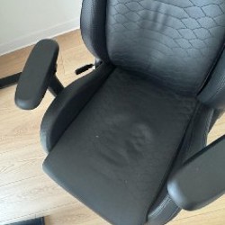 Кресло Razer Iskur V2 Black - фото 2