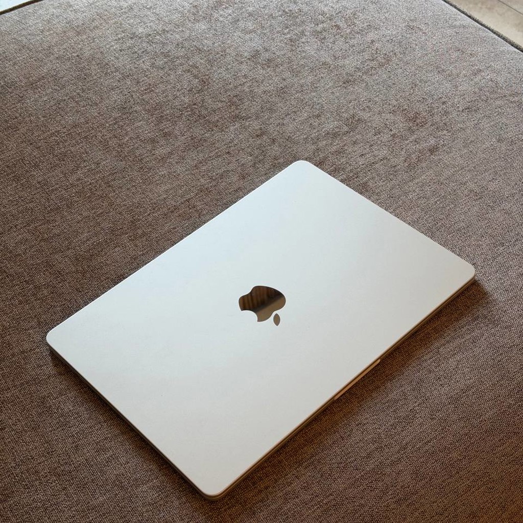 MacBook Air M2