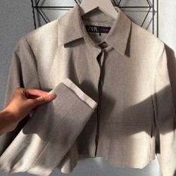 Пиджак Zara укороченный женский светло серый - фото 2