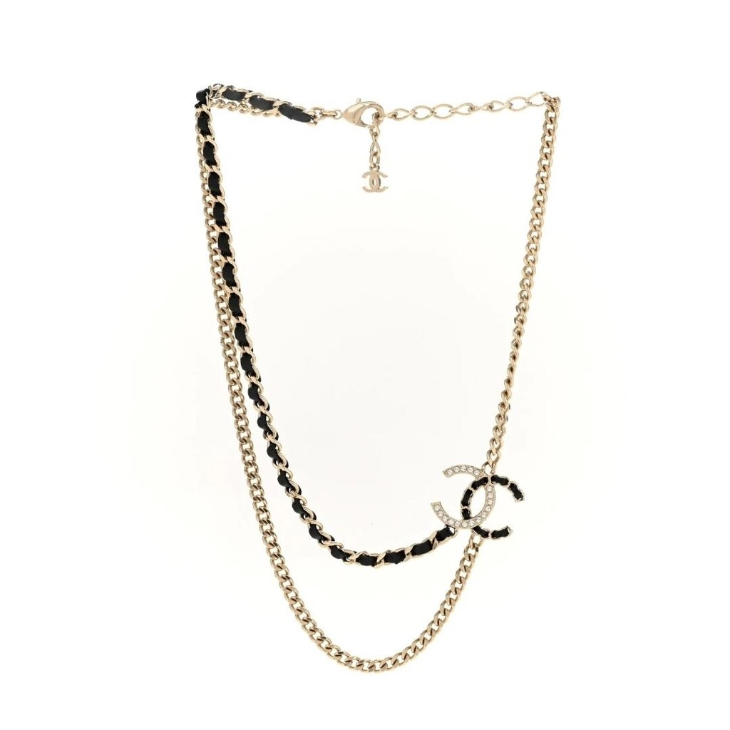 Колье в стиле Chanel