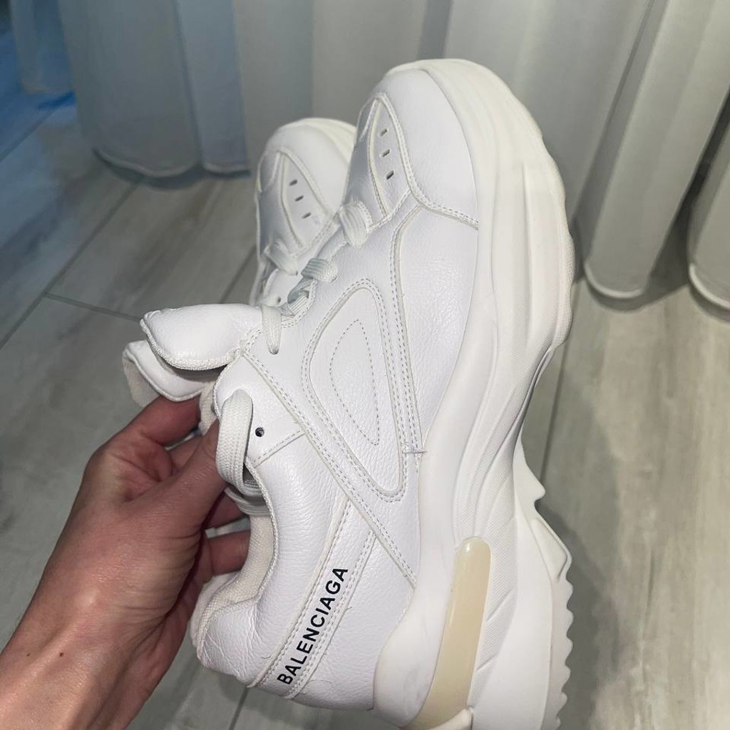 Топы ZARA