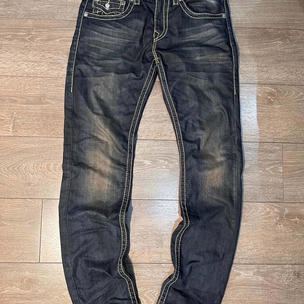 Джинсы True Religion