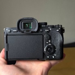 Камера Sony A7 IV - фото 3