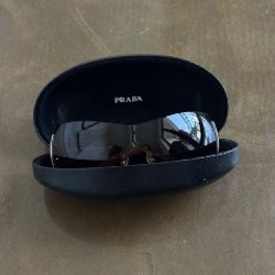 Солнечные очки Prada - фото 6
