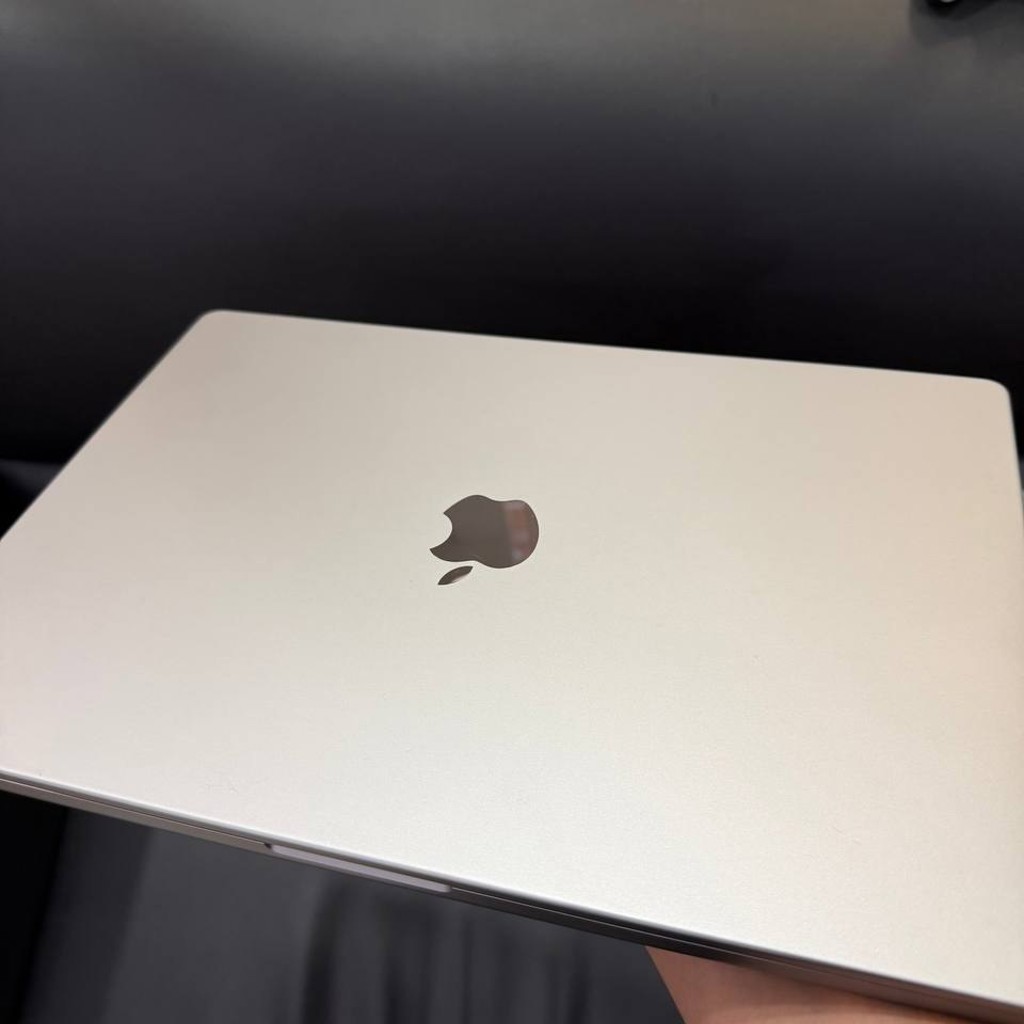 MacBook Pro M1 Max