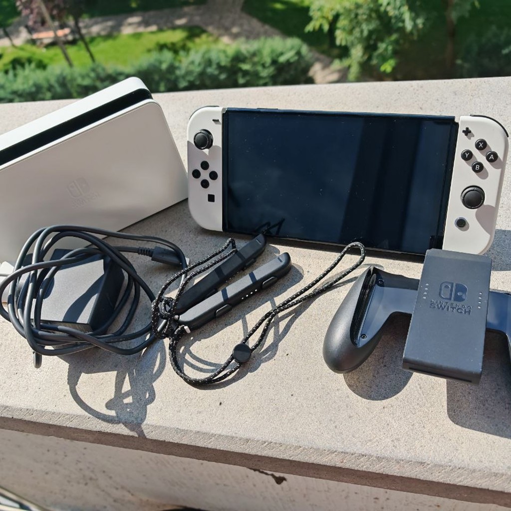 Nintendo Switch OLED