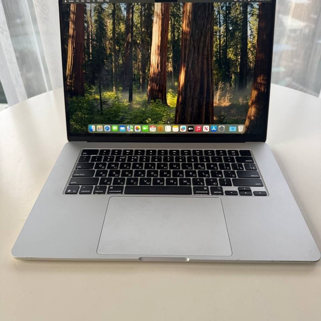 MacBook Air M4 15'