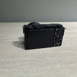Sony ZV-E10 - фото 3