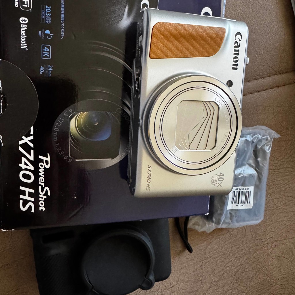 Canon PowerShot SX740 HS