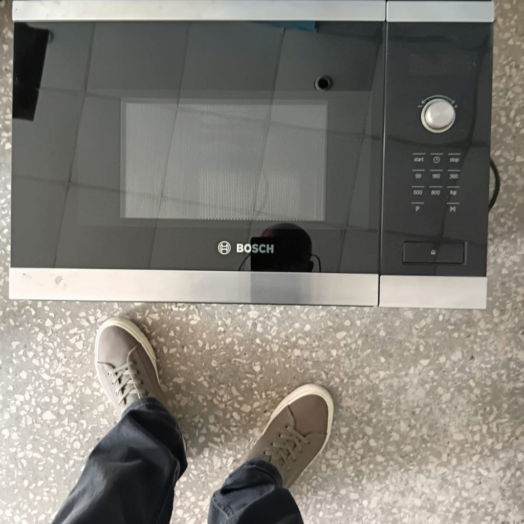 Микроволновка Bosch