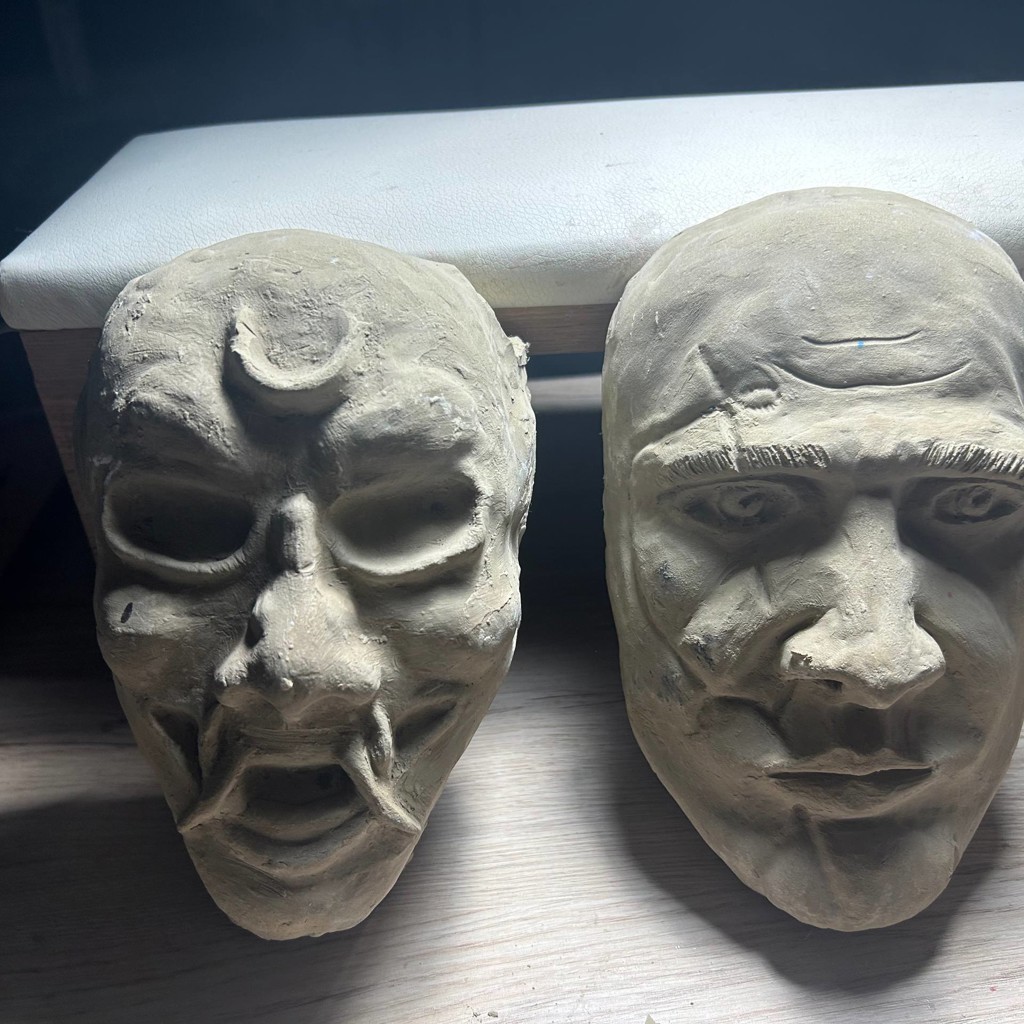 Глиняная маска