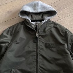 Бомбер Alpha Industries MA-1 Detachable hood - фото 2