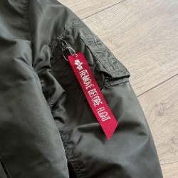 Бомбер Alpha Industries MA-1 Detachable hood - фото 3