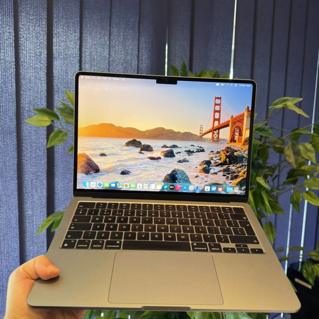 MacBook Air M2
