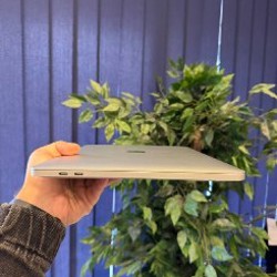MacBook Pro 13.3 дюйма - фото 5