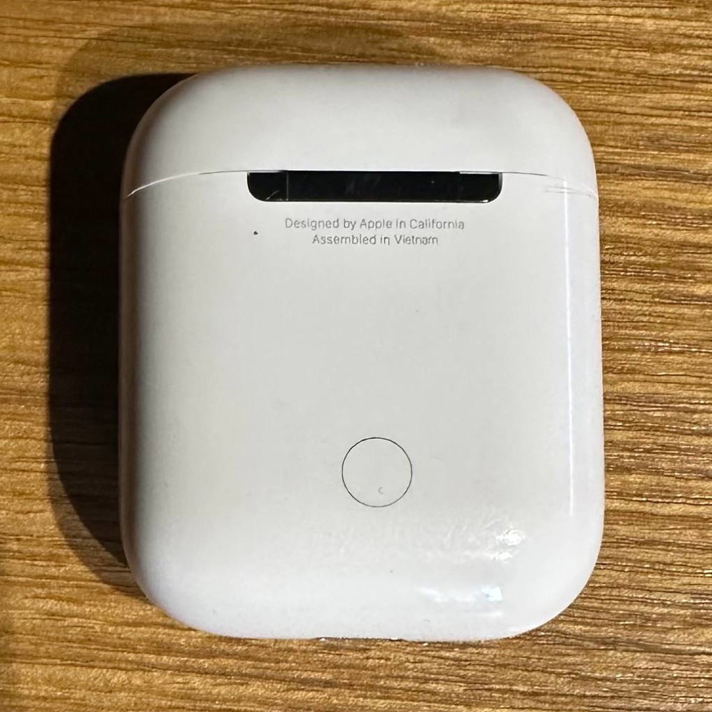 Apple AirPods 2