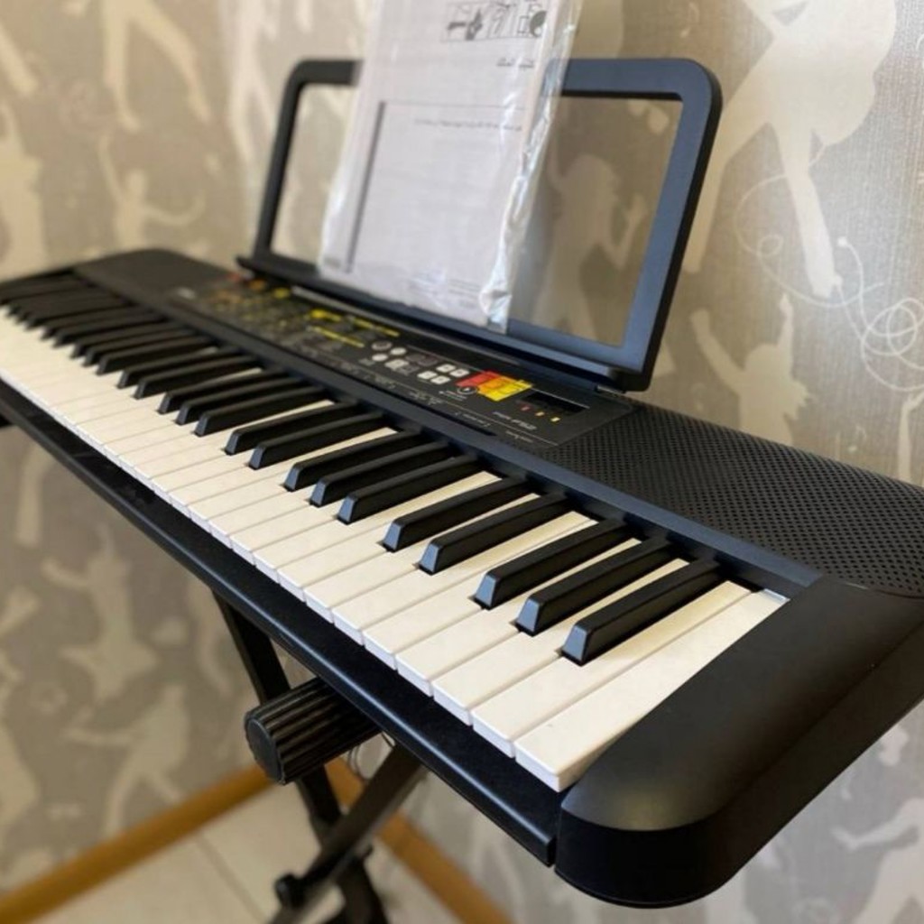 Синтезатор Yamaha PSR-F52