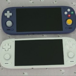 Портативная игровая ретро-консоль Retroid Pocket 5 - фото 2