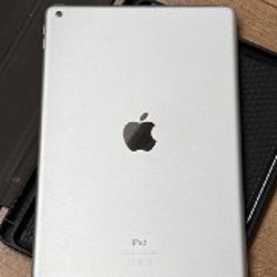 IPad 8-го поколения - фото 1