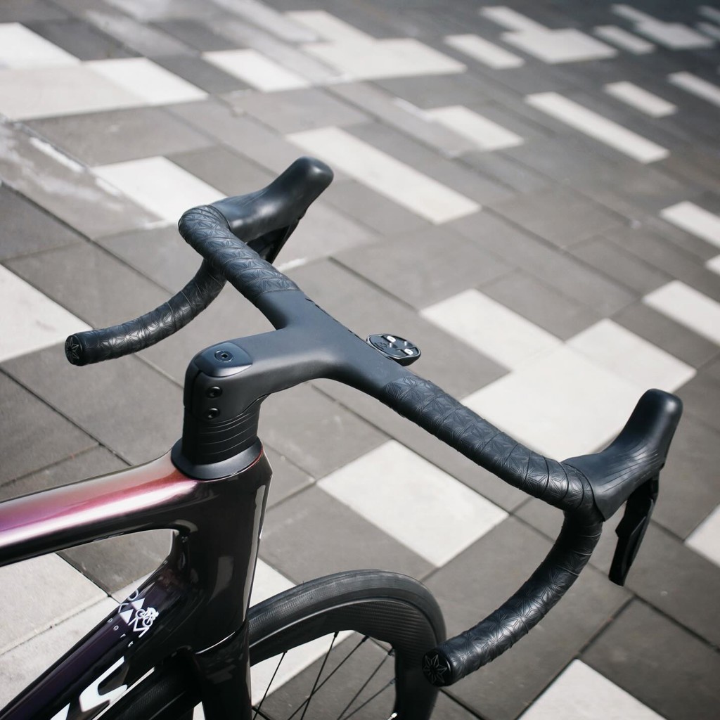 Carbon One piece Handlebar
