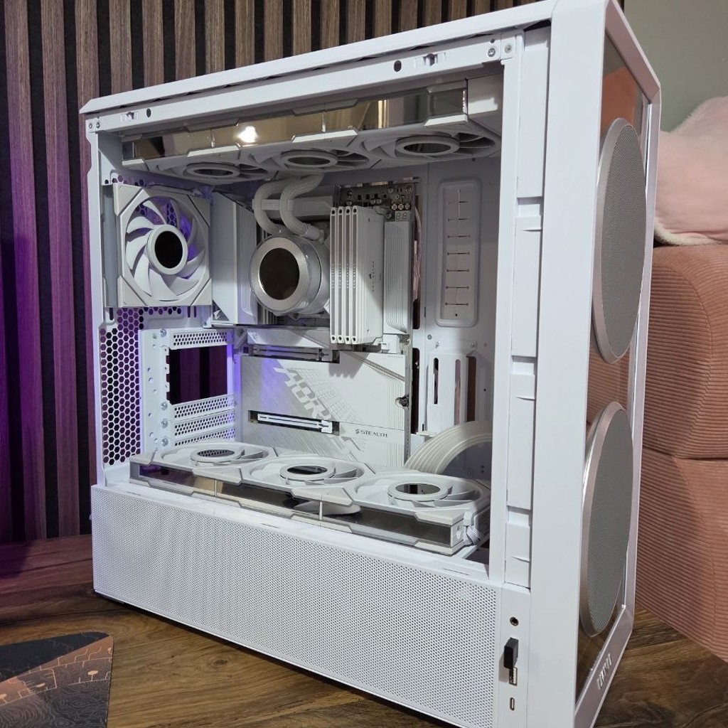 Материнская плата Aorus x870 Stealth Ice