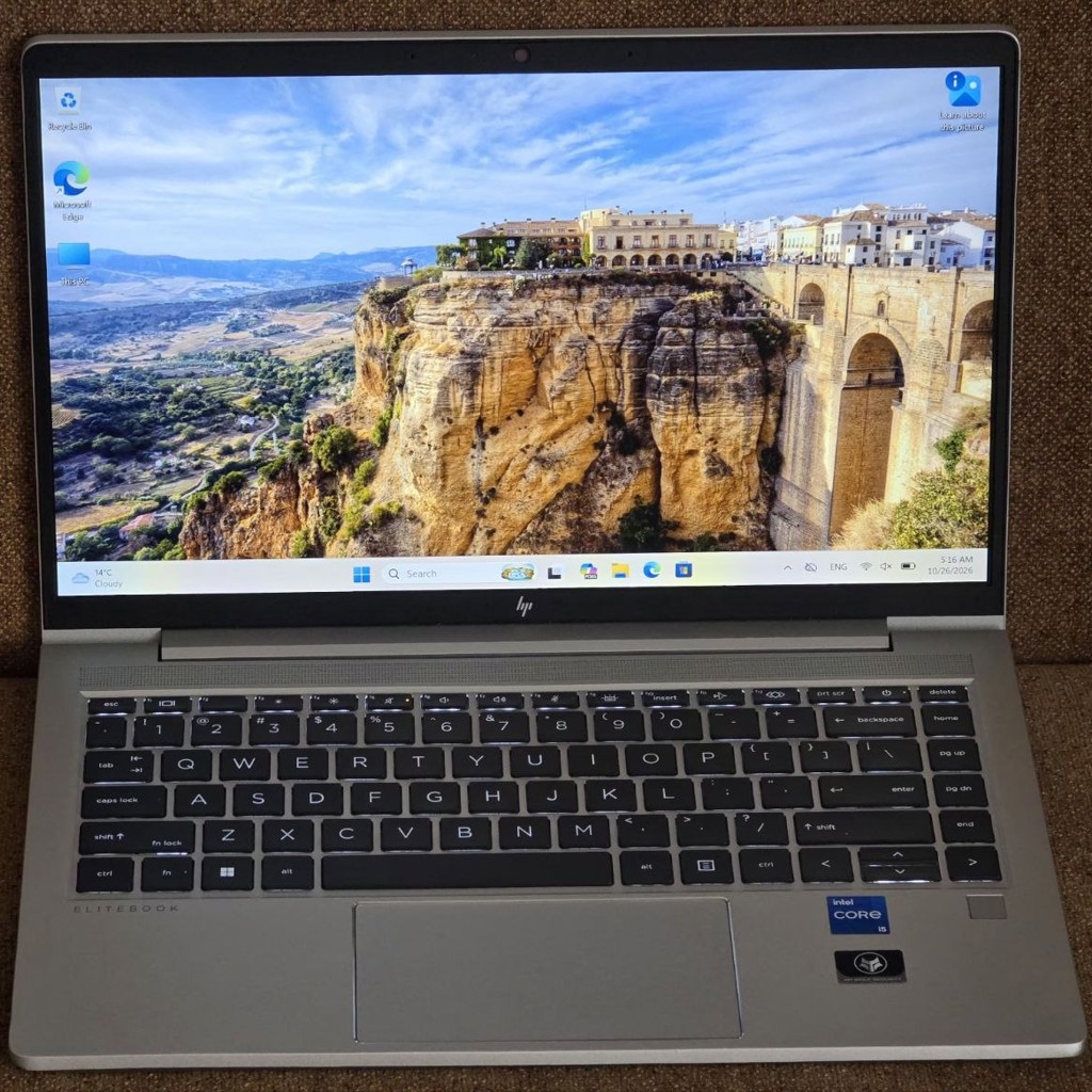Ноутбук HP Elitebook 640 G8