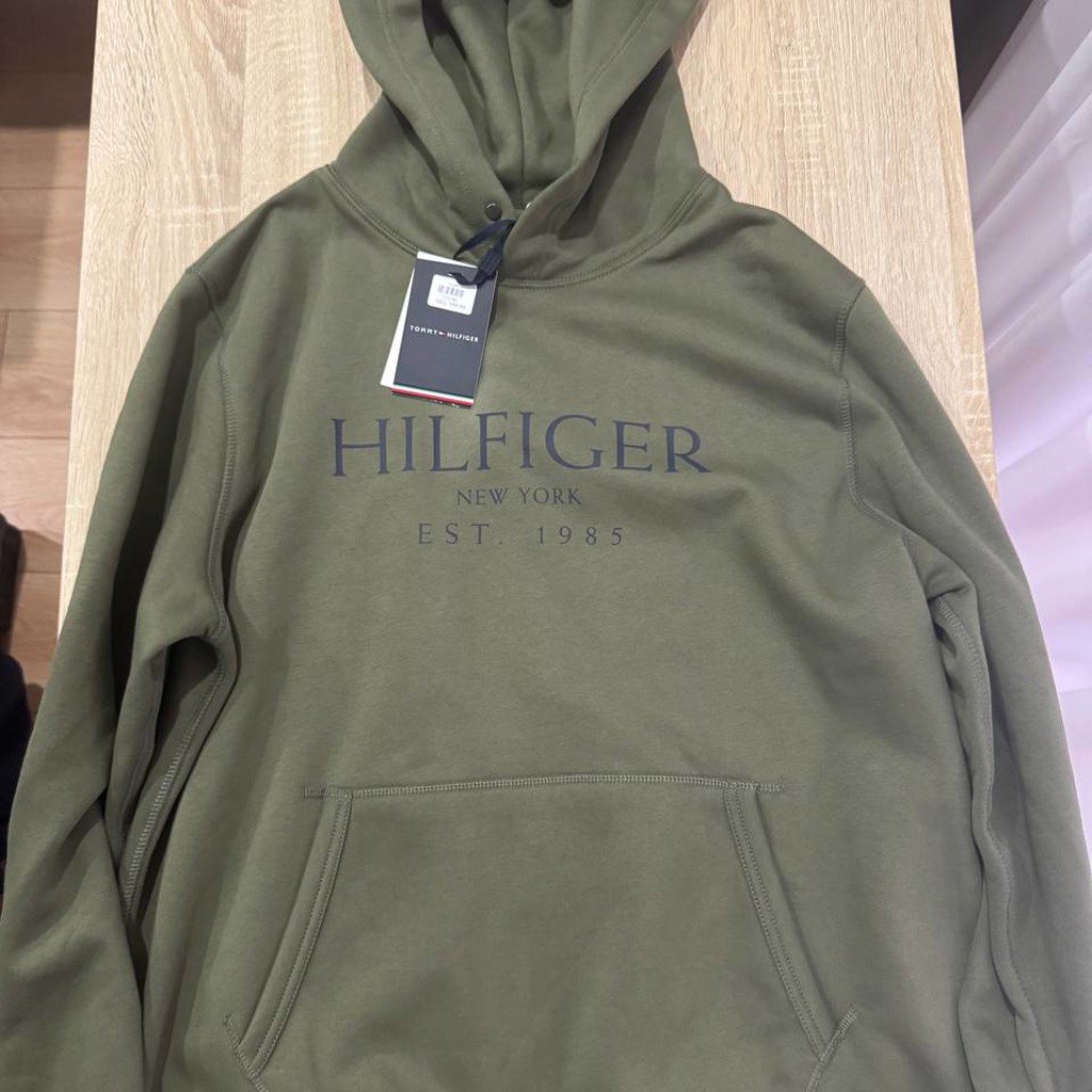 Tommy Hilfiger