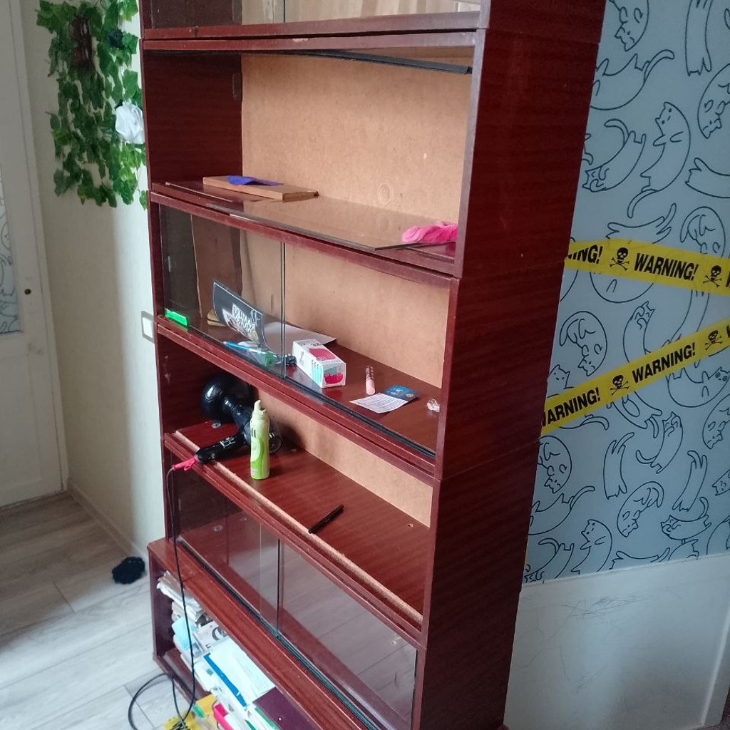 Книжные полки