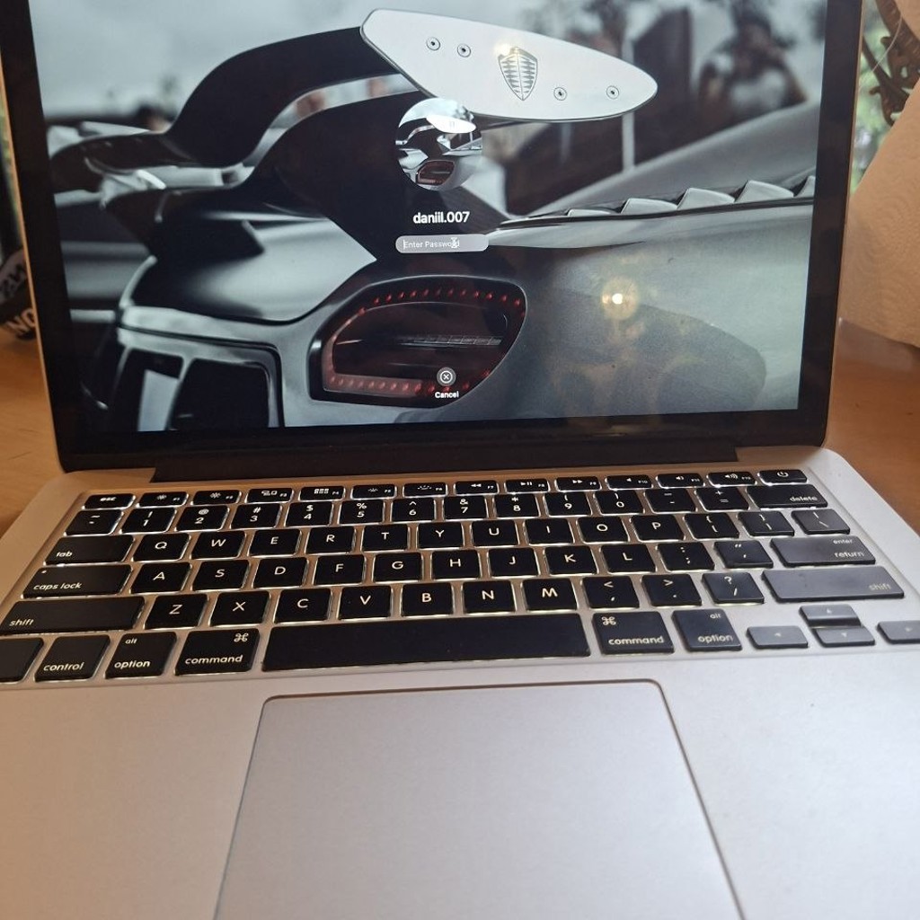 MacBook Pro 13' Retina (A1502)