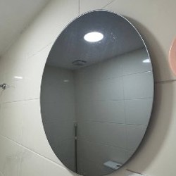 Зеркало с подсветкой - фото 2