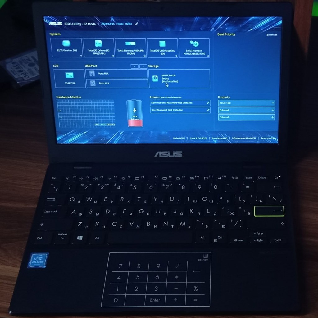 Ноутбук Asus E210M
