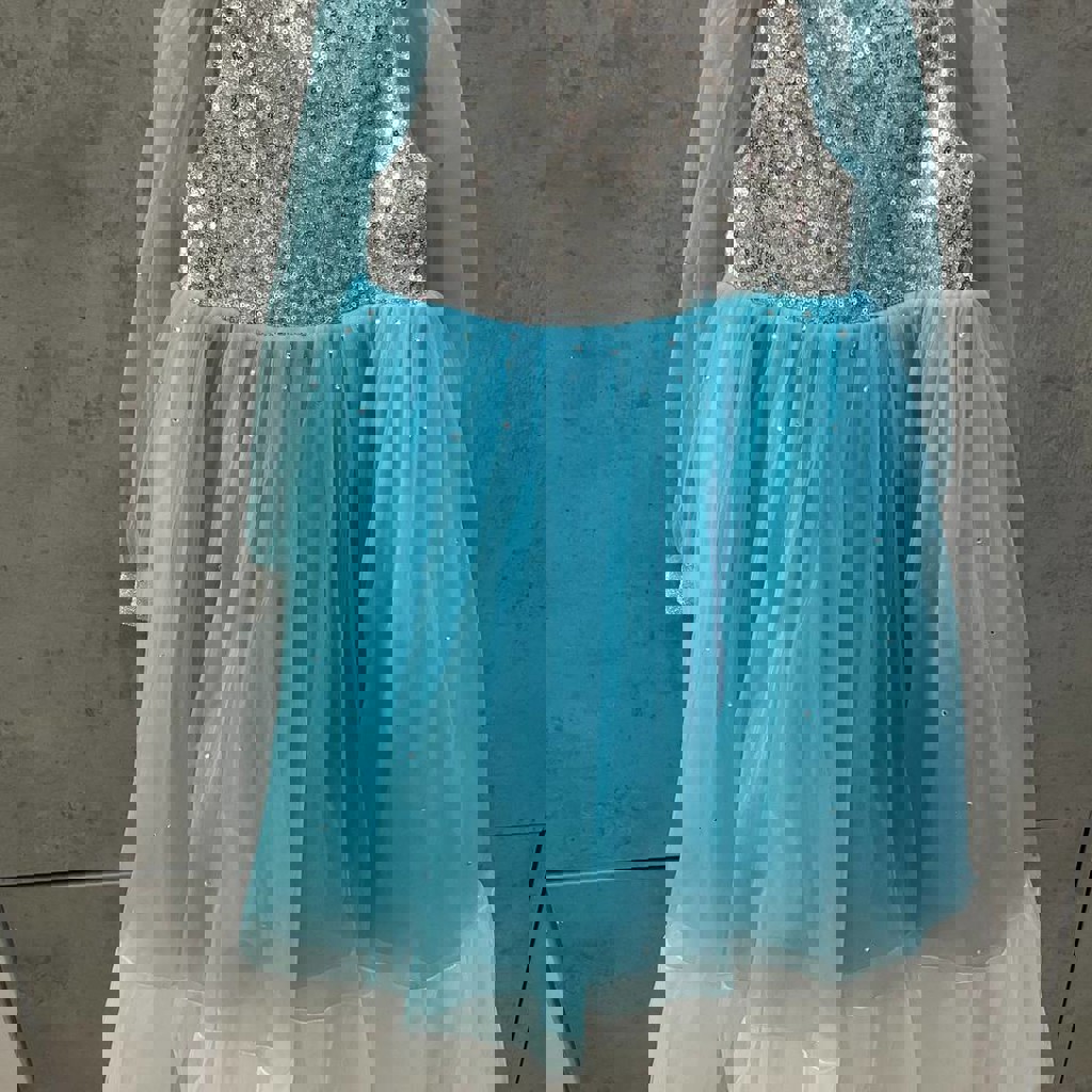 Нарядное платье