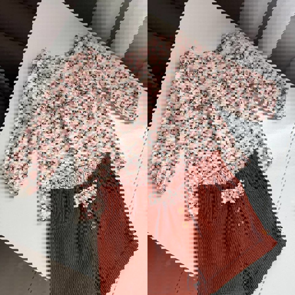 Костюмчик на девочку