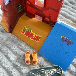 Игровой набор Hot Wheels Skate Boombox Skate Park - фото 5