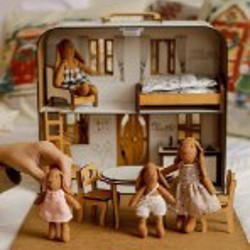 Домик для кукол 2 этажа - фото 1