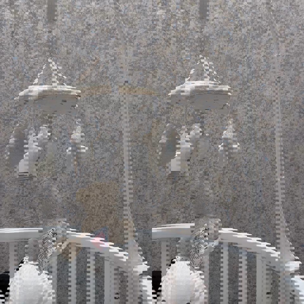 Детский музыкальный мобиль