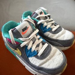 Adidas кроссовки - фото 7