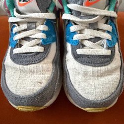 Adidas кроссовки - фото 8