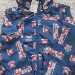 Куртка с пожарными машинками - фото 2