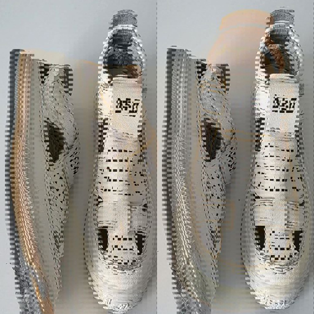 Сандали белые