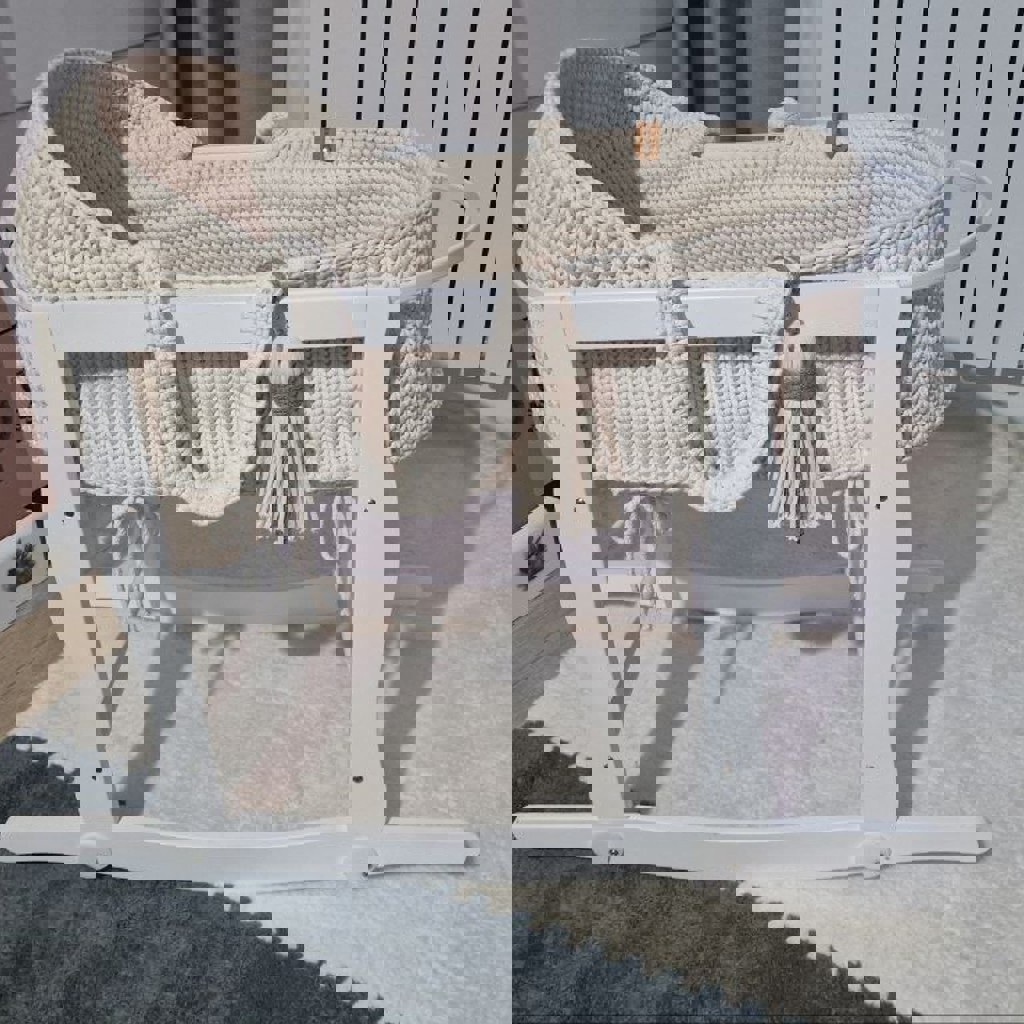 Плетёная люлька с подставкой