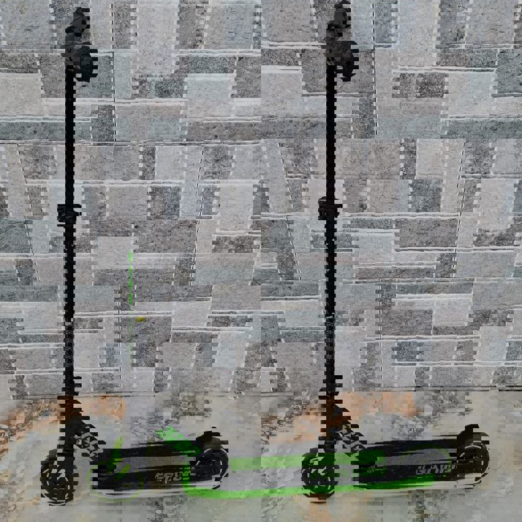 Детский двухколесный самокат