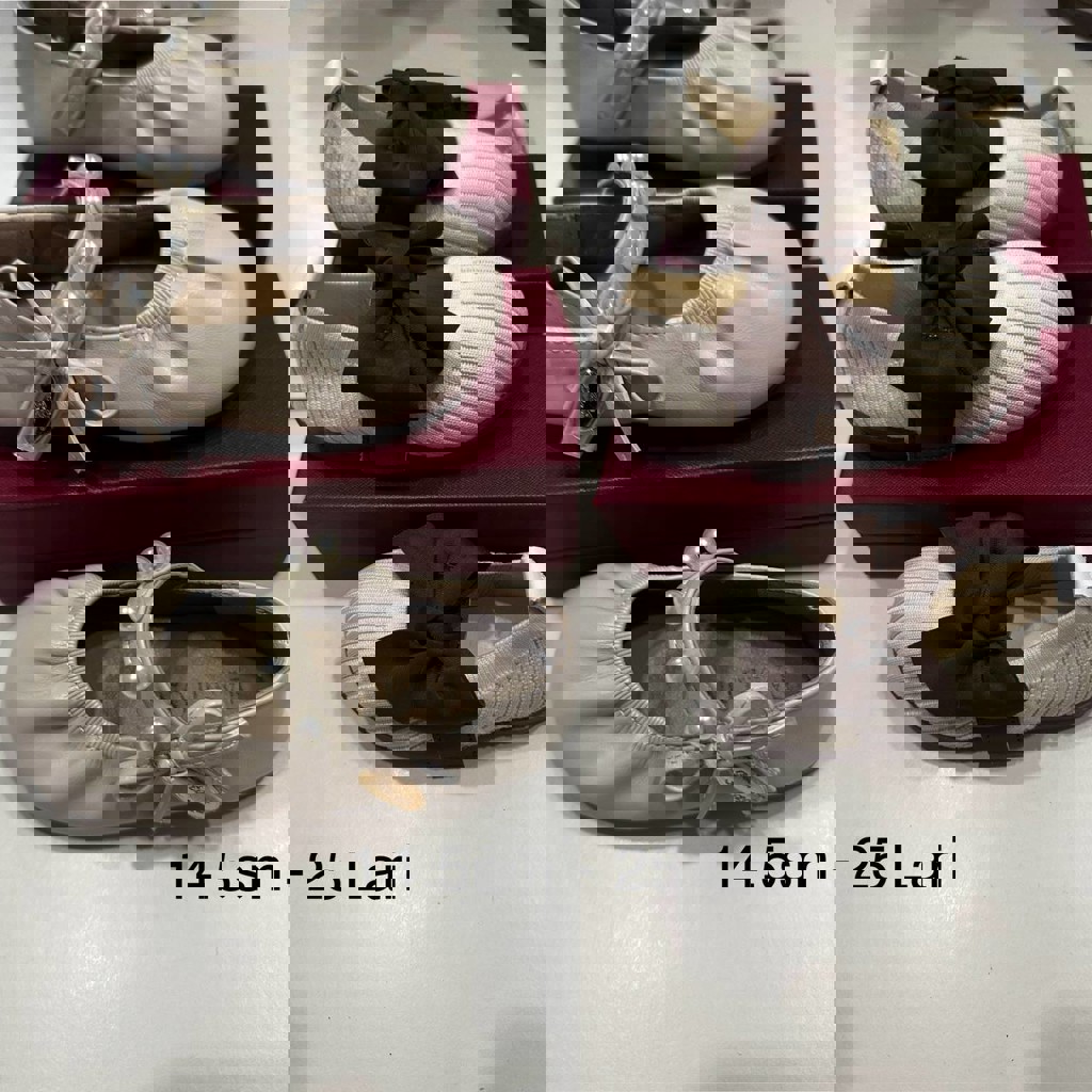 Коричневая обувь