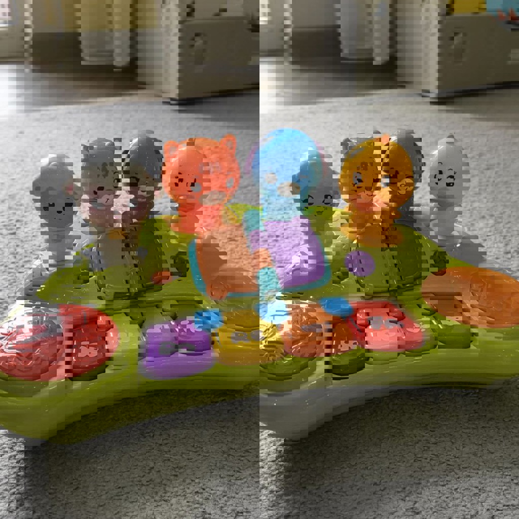 Музыкальное пианино-книжка для малышей