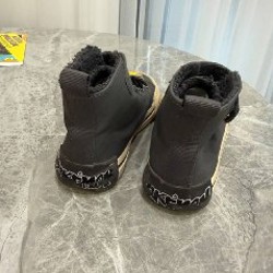 Ботинки Пикачу H&M - фото 7