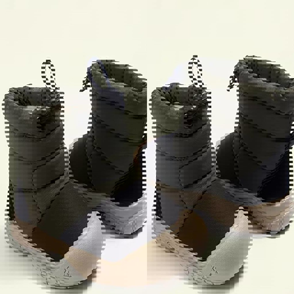 Утепленные дутые сапожки