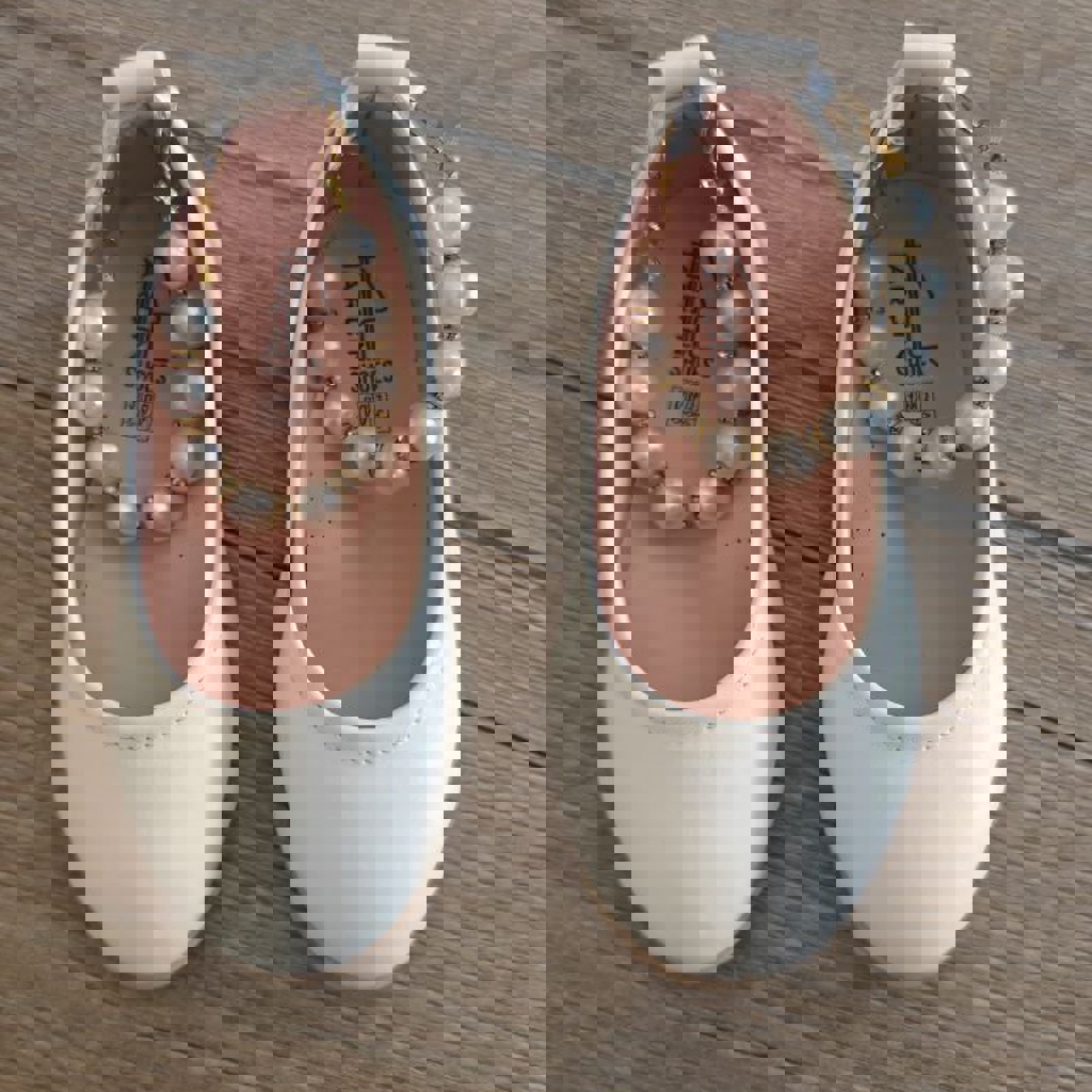 Туфли детские розовые с бабочками